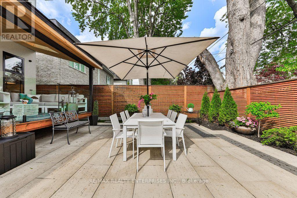 7B Iroquois Avenue, Mississauga, ON