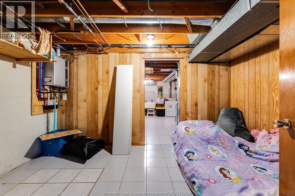85 Lutsch Avenue, Leamington, ON