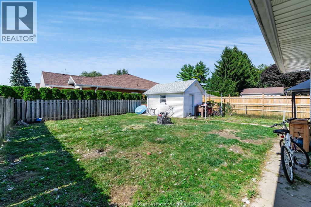 85 Lutsch Avenue, Leamington, ON