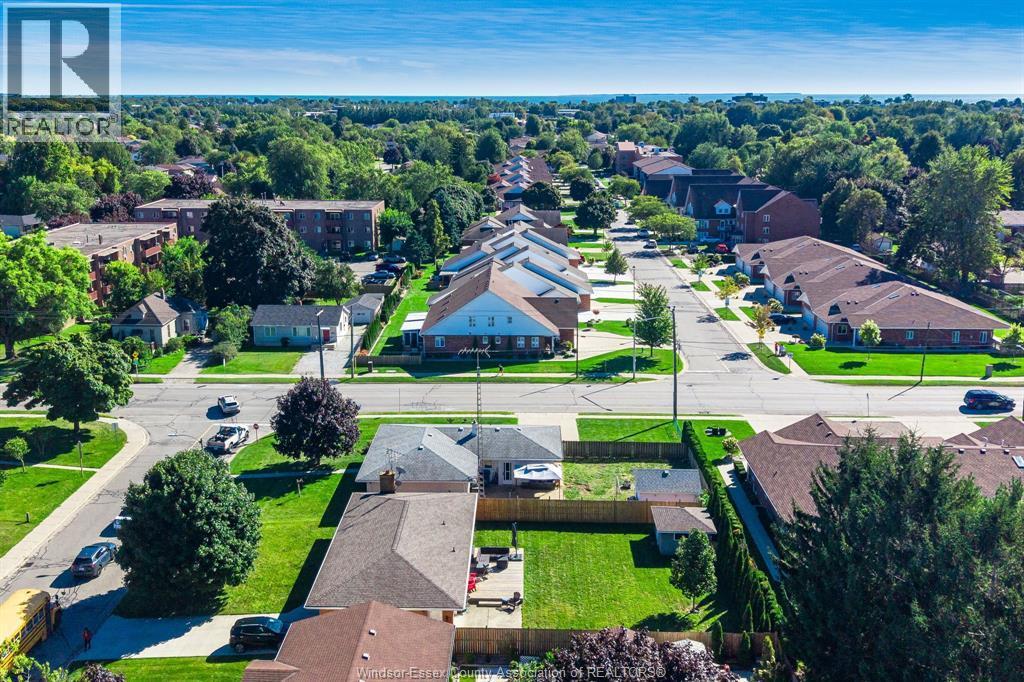 85 Lutsch Avenue, Leamington, ON