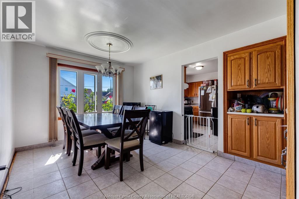 85 Lutsch Avenue, Leamington, ON