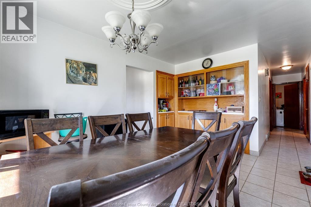 85 Lutsch Avenue, Leamington, ON