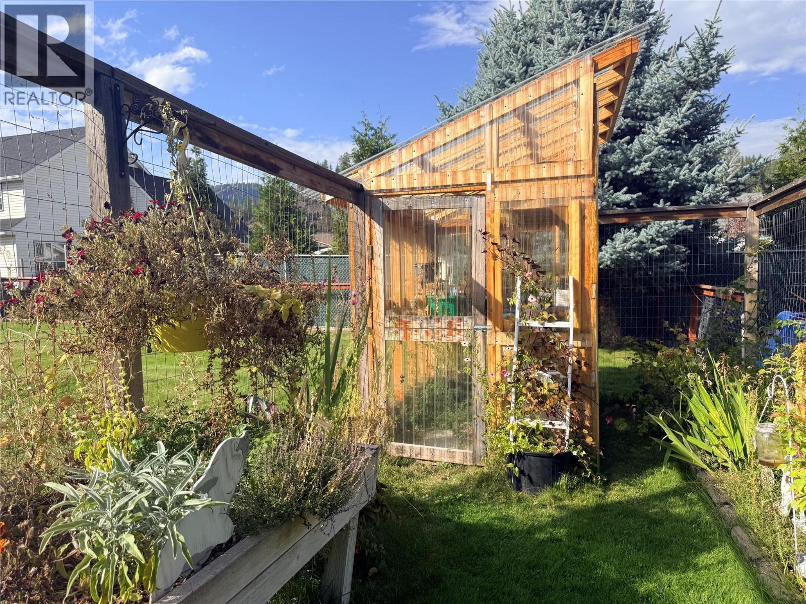 1865 78Th Avenue, Grand Forks, BC
