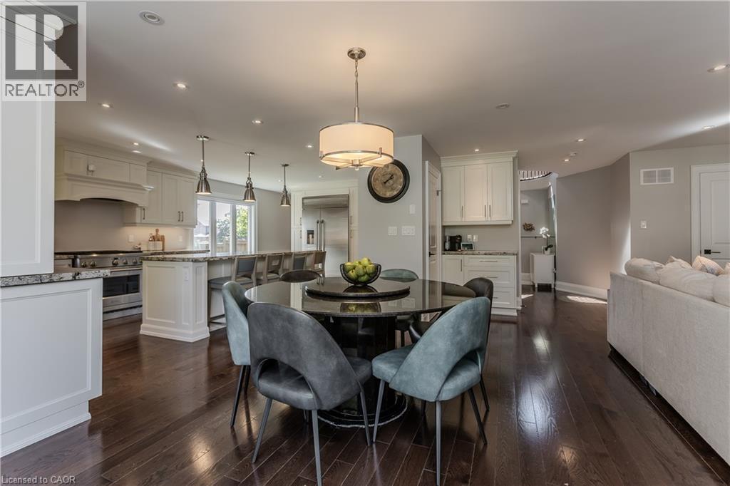 541 Hambling Court, Burlington, ON