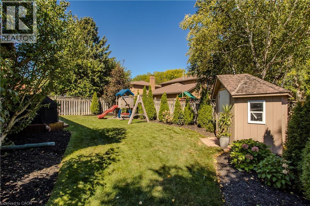 541 Hambling Court, Burlington, ON