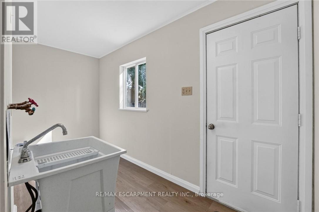 213-215 Maple Street, Haldimand, ON