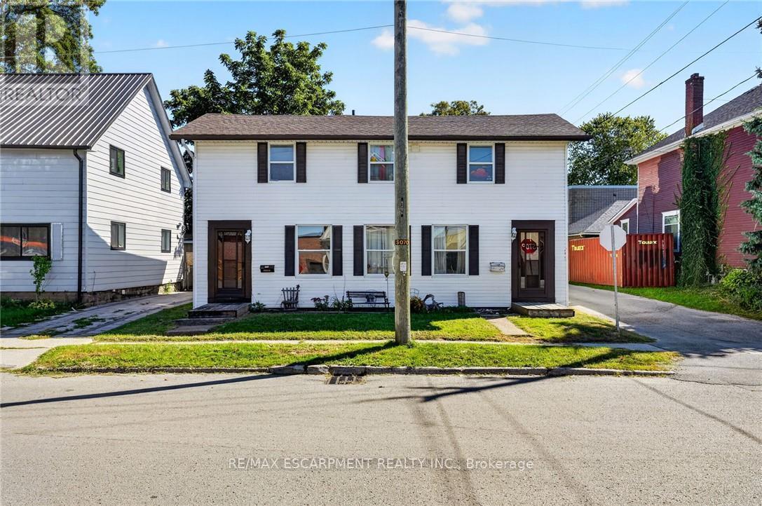 213-215 Maple Street, Haldimand, ON