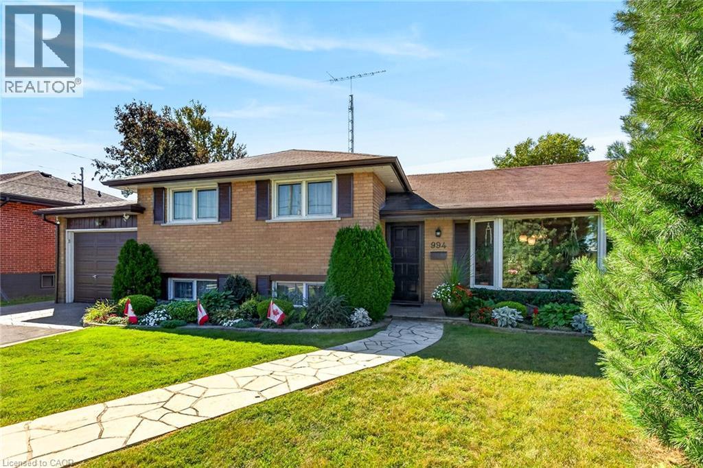 994 Barton Street, Stoney Creek, ON