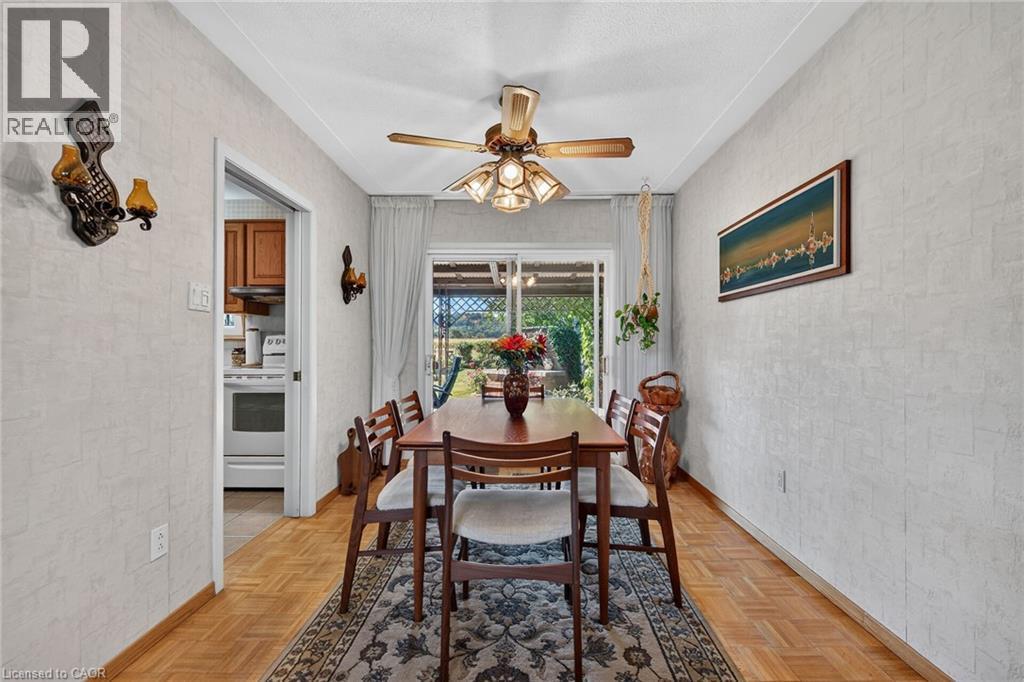 994 Barton Street, Stoney Creek, ON
