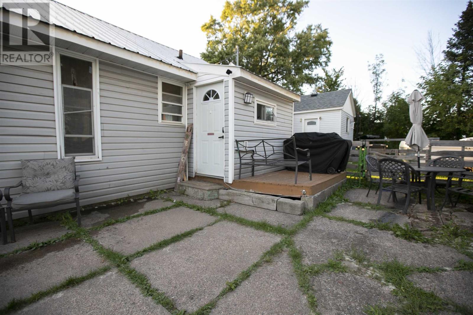 666 Shafer Ave, Sault Ste. Marie, ON