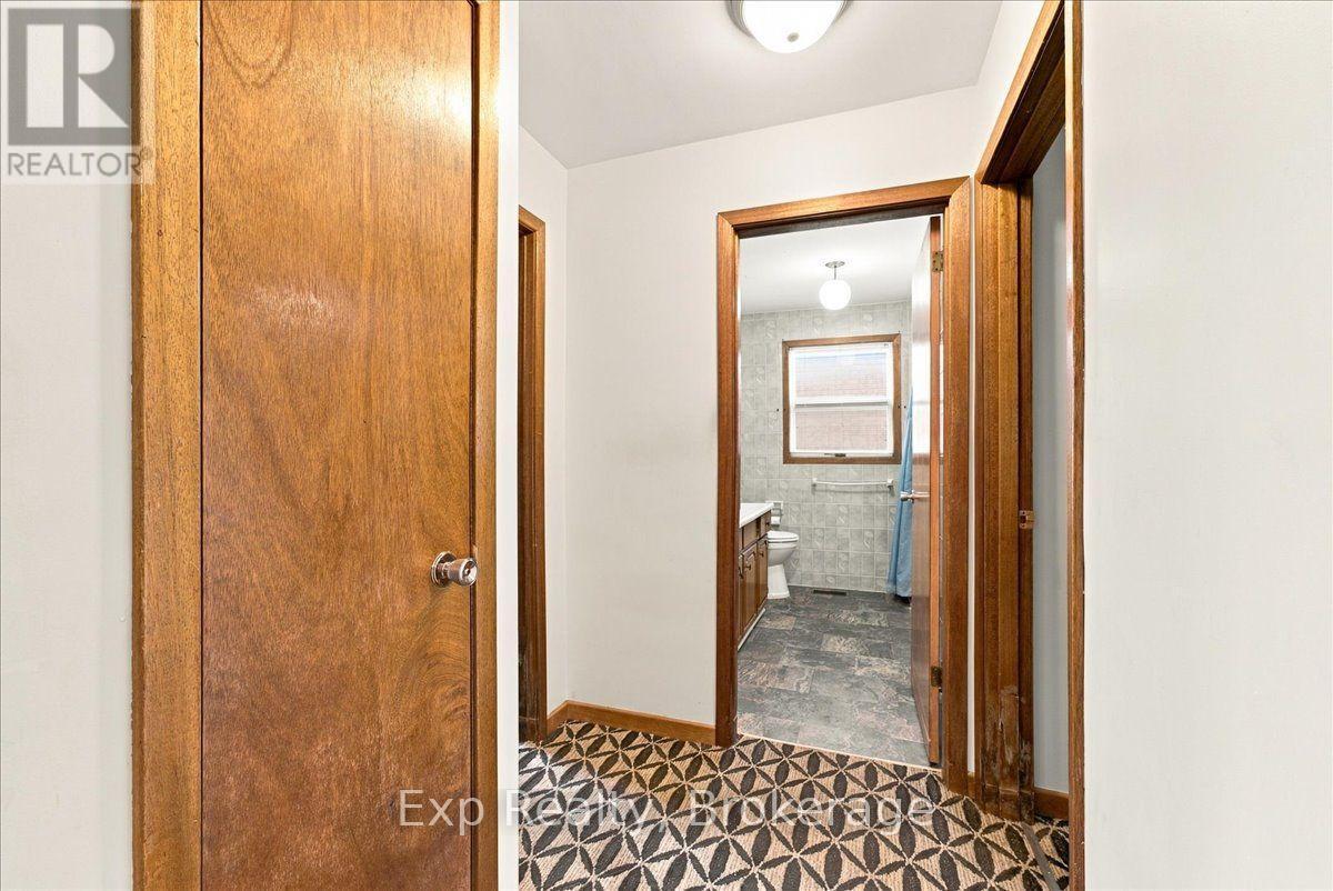 863 Wedgewood Court, Peterborough (Monaghan Ward 2), ON