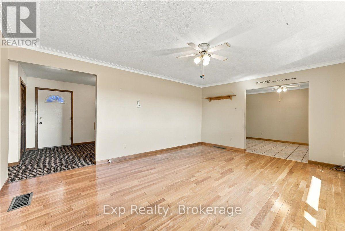 863 Wedgewood Court, Peterborough (Monaghan Ward 2), ON