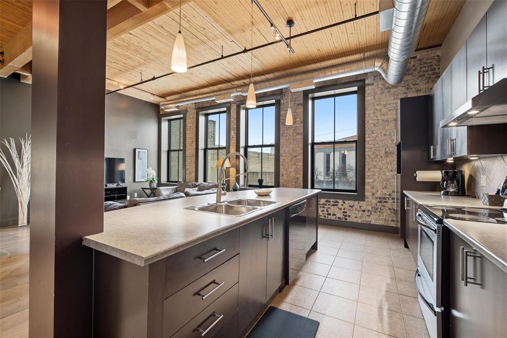 304 181 Bannatyne Avenue, Winnipeg, MB