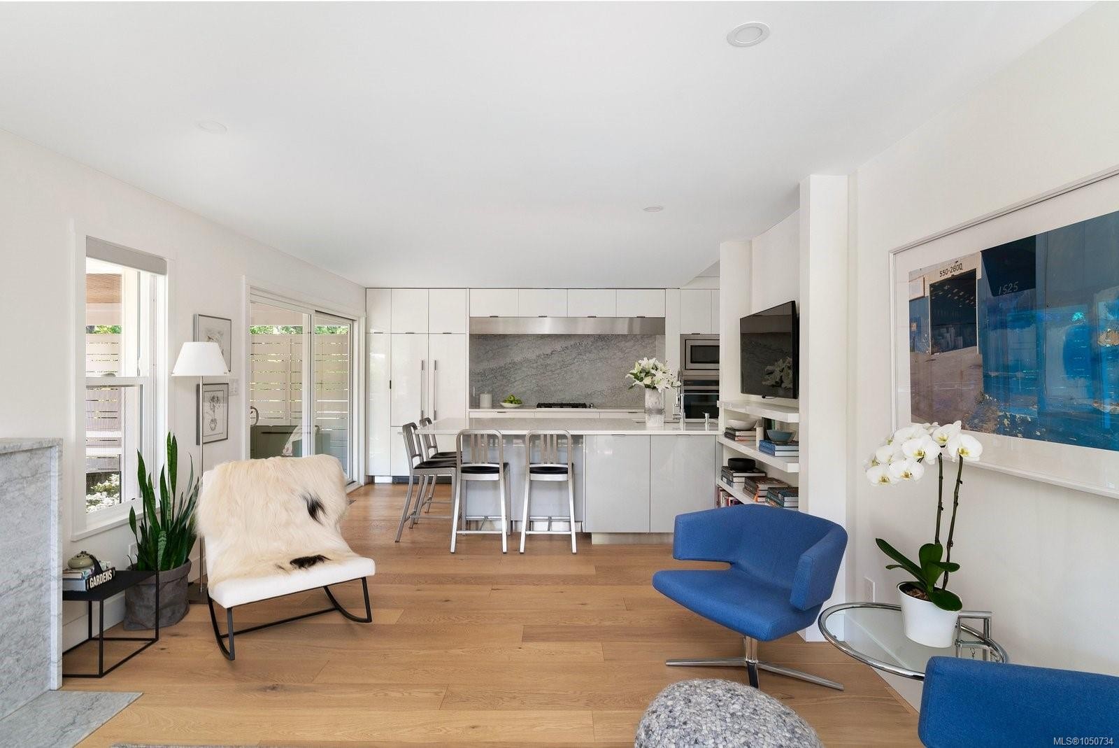 3311 Gibbs Rd, Oak Bay, BC