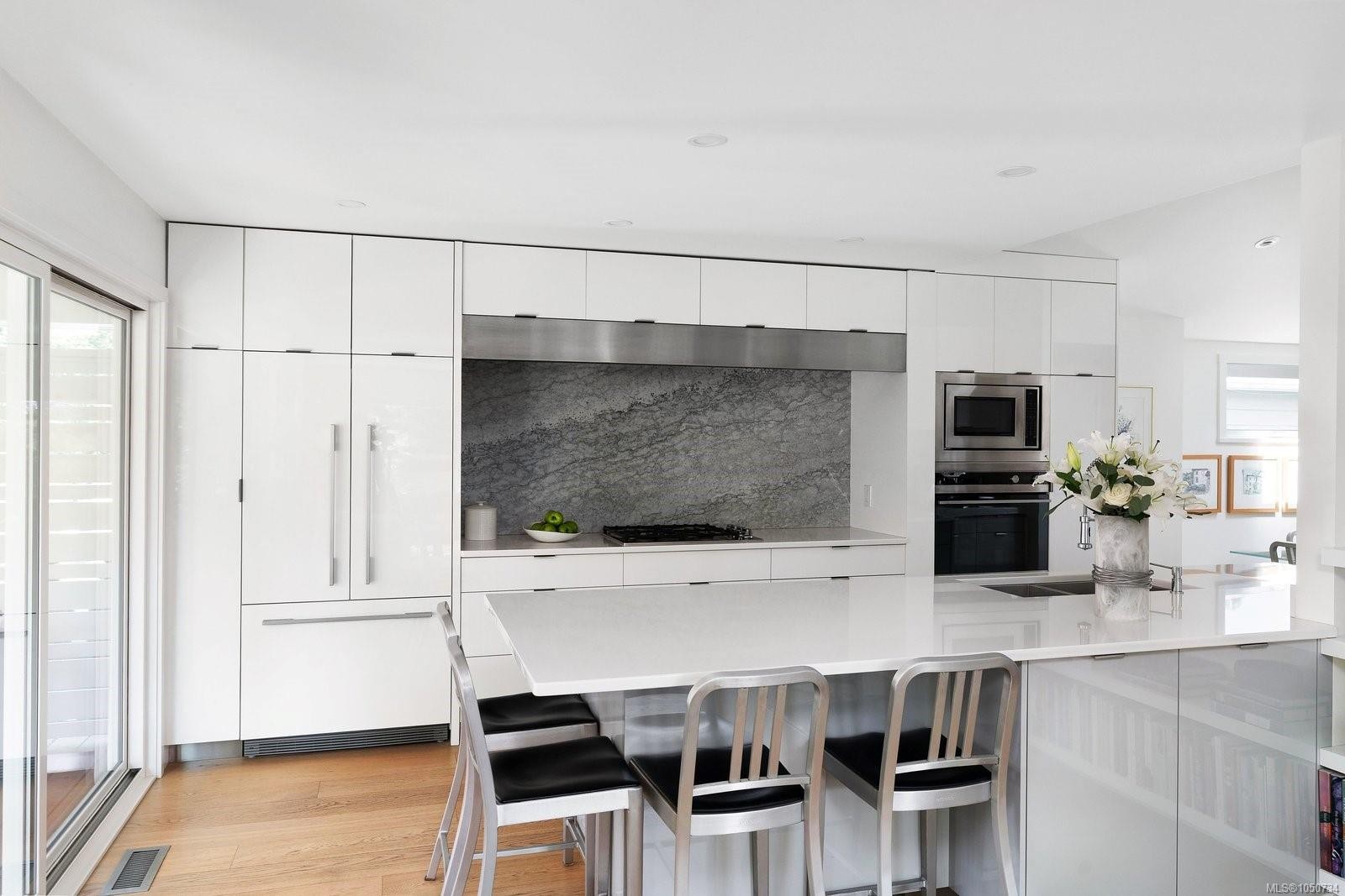 3311 Gibbs Rd, Oak Bay, BC