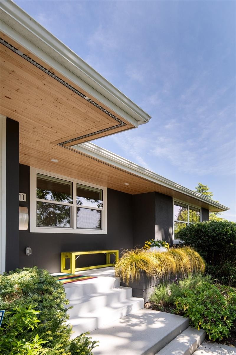 3311 Gibbs Rd, Oak Bay, BC