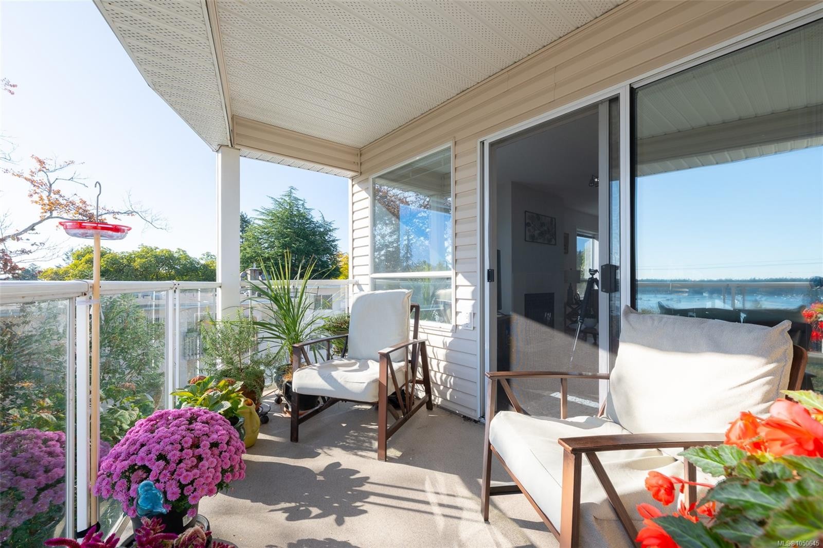 #401-355 Stewart Ave, Nanaimo, BC