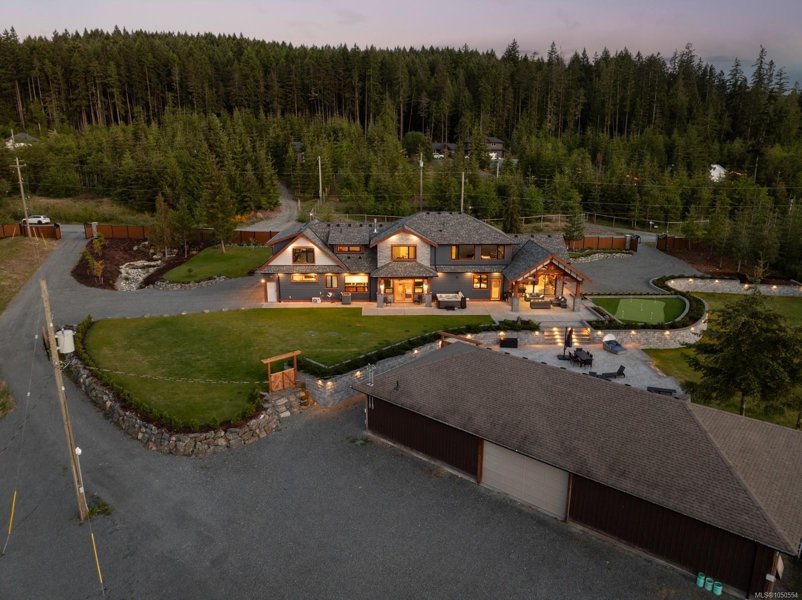 2833 Woodcroft Pl, Shawnigan Lake, BC