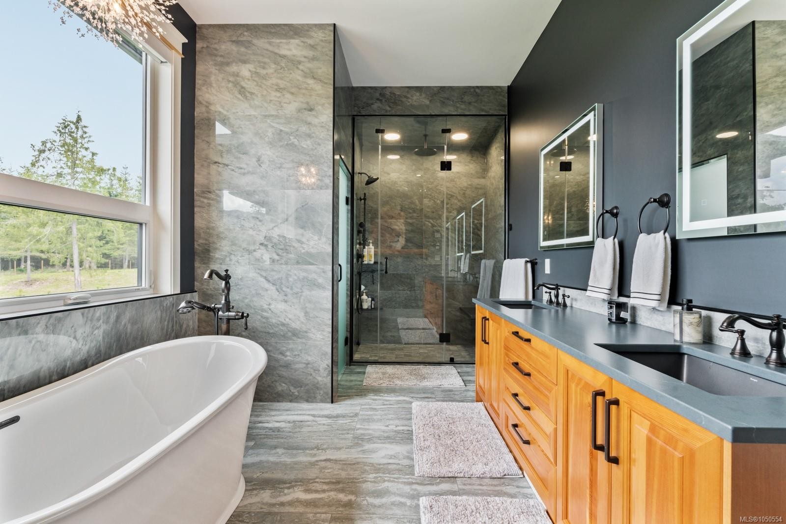 2833 Woodcroft Pl, Shawnigan Lake, BC