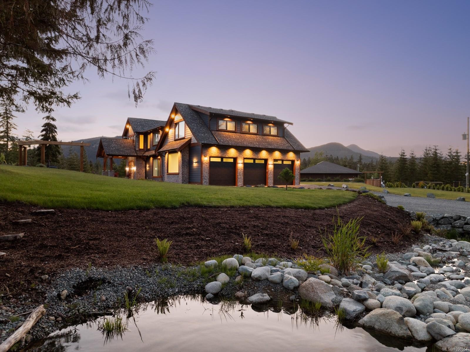 2833 Woodcroft Pl, Shawnigan Lake, BC