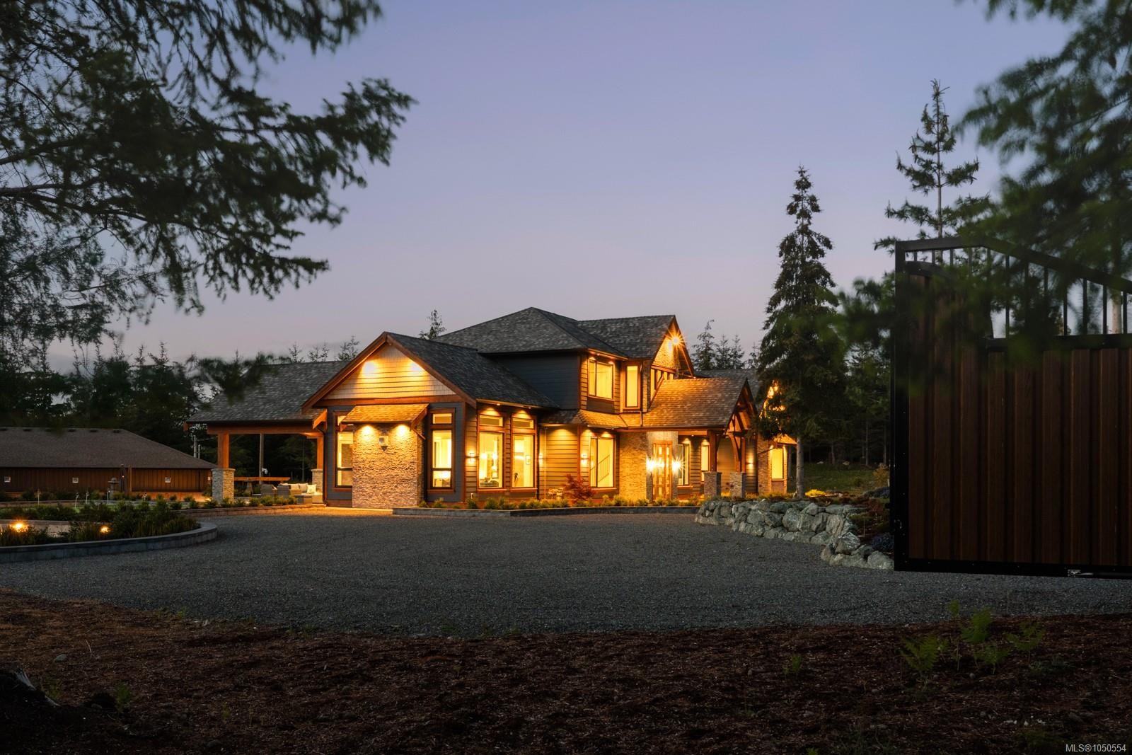 2833 Woodcroft Pl, Shawnigan Lake, BC