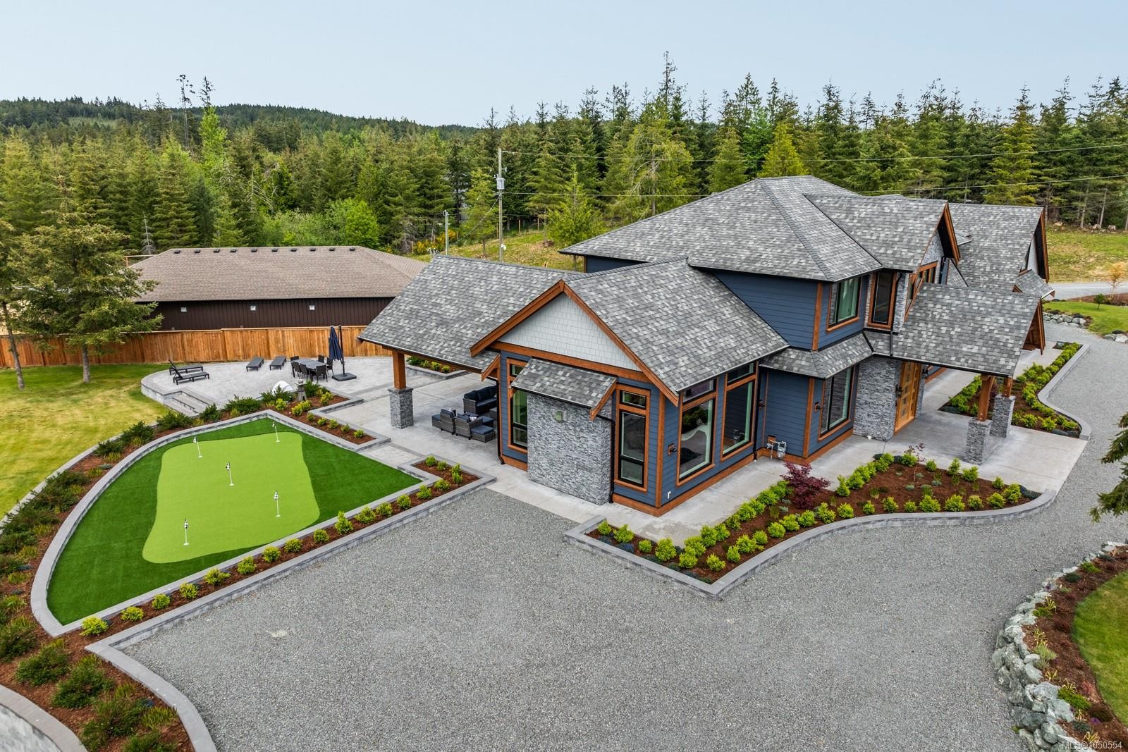 2833 Woodcroft Pl, Shawnigan Lake, BC