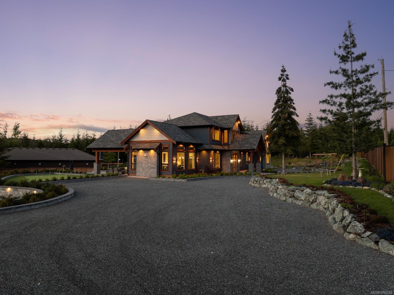 2833 Woodcroft Pl, Shawnigan Lake, BC