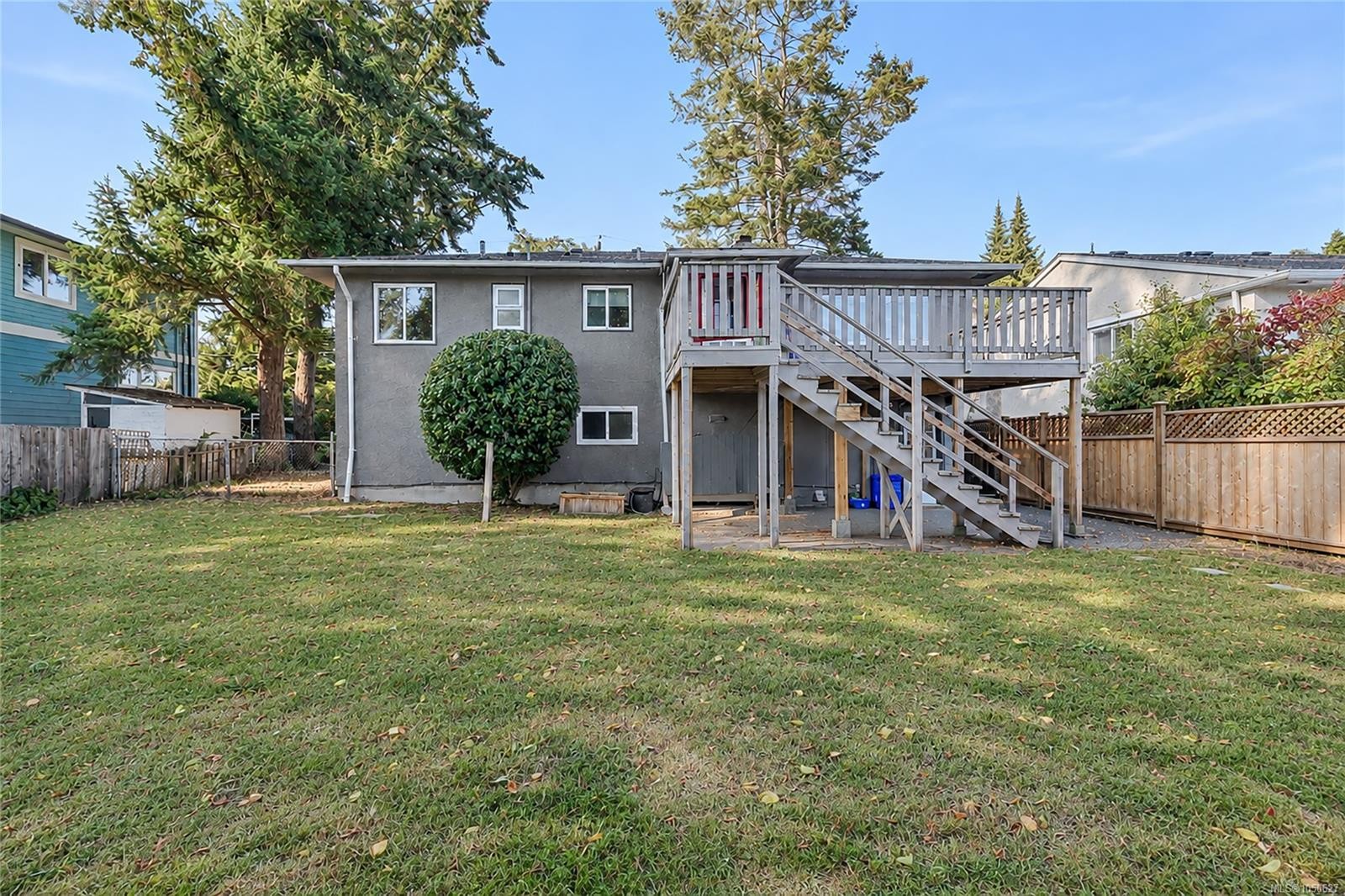1711 Christmas Ave, Saanich, BC