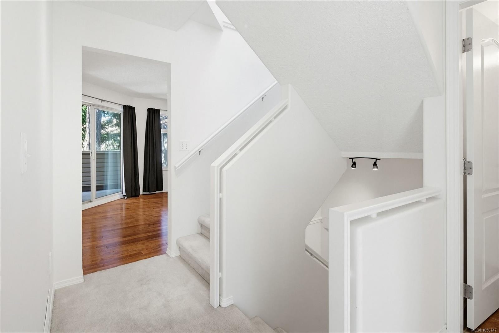 #604-288 Eltham Rd, View Royal, BC