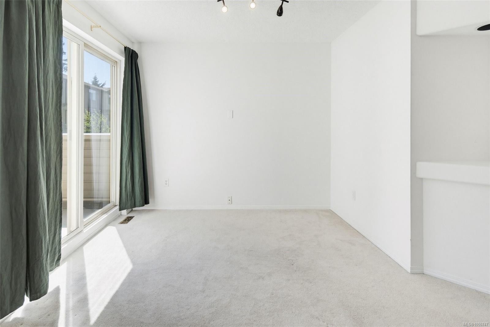 #604-288 Eltham Rd, View Royal, BC