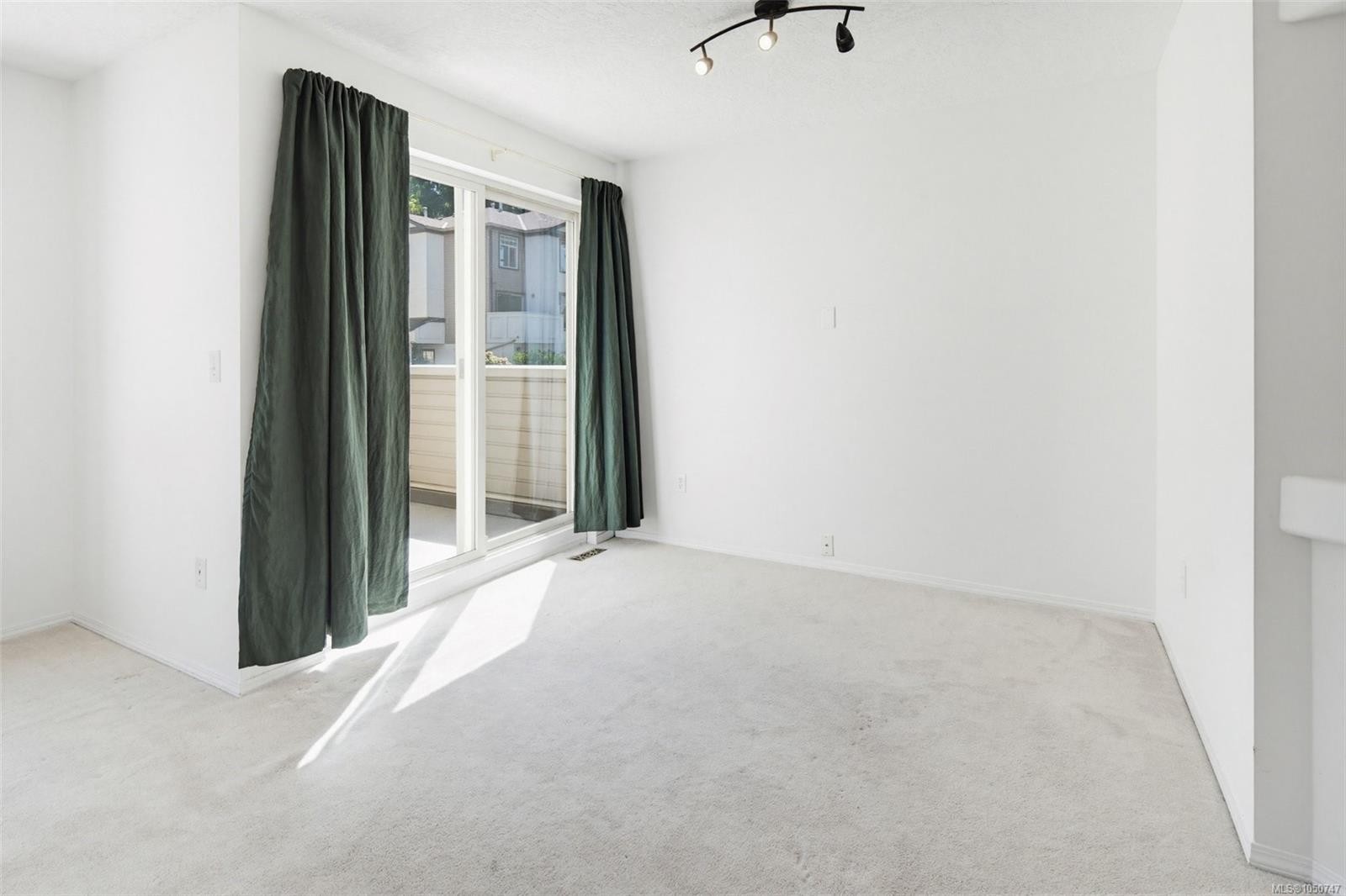 #604-288 Eltham Rd, View Royal, BC