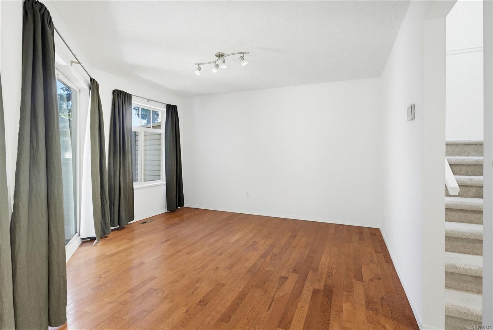 #604-288 Eltham Rd, View Royal, BC
