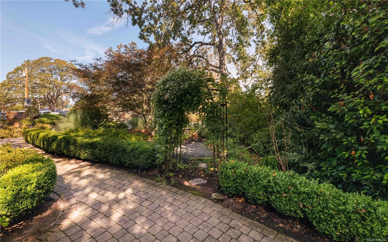 1461 Derby Rd, Saanich, BC