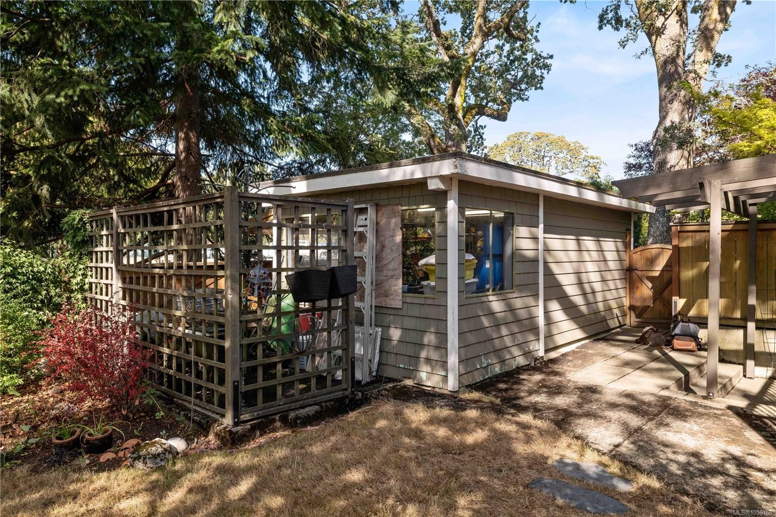 1461 Derby Rd, Saanich, BC
