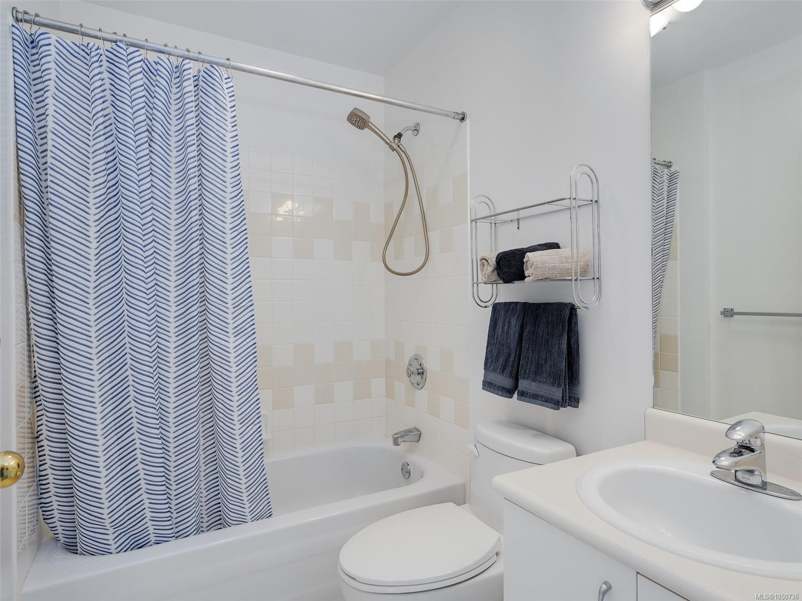 #301-837 Selkirk Ave, Esquimalt, BC