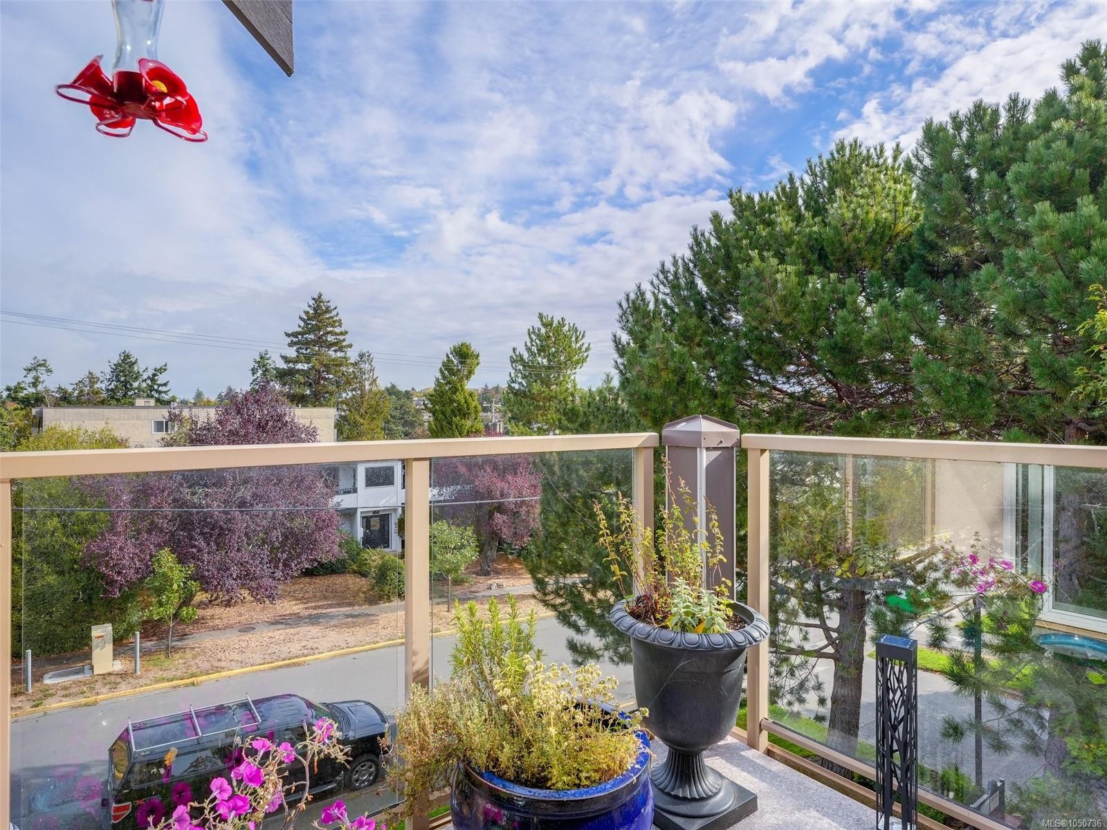 #301-837 Selkirk Ave, Esquimalt, BC