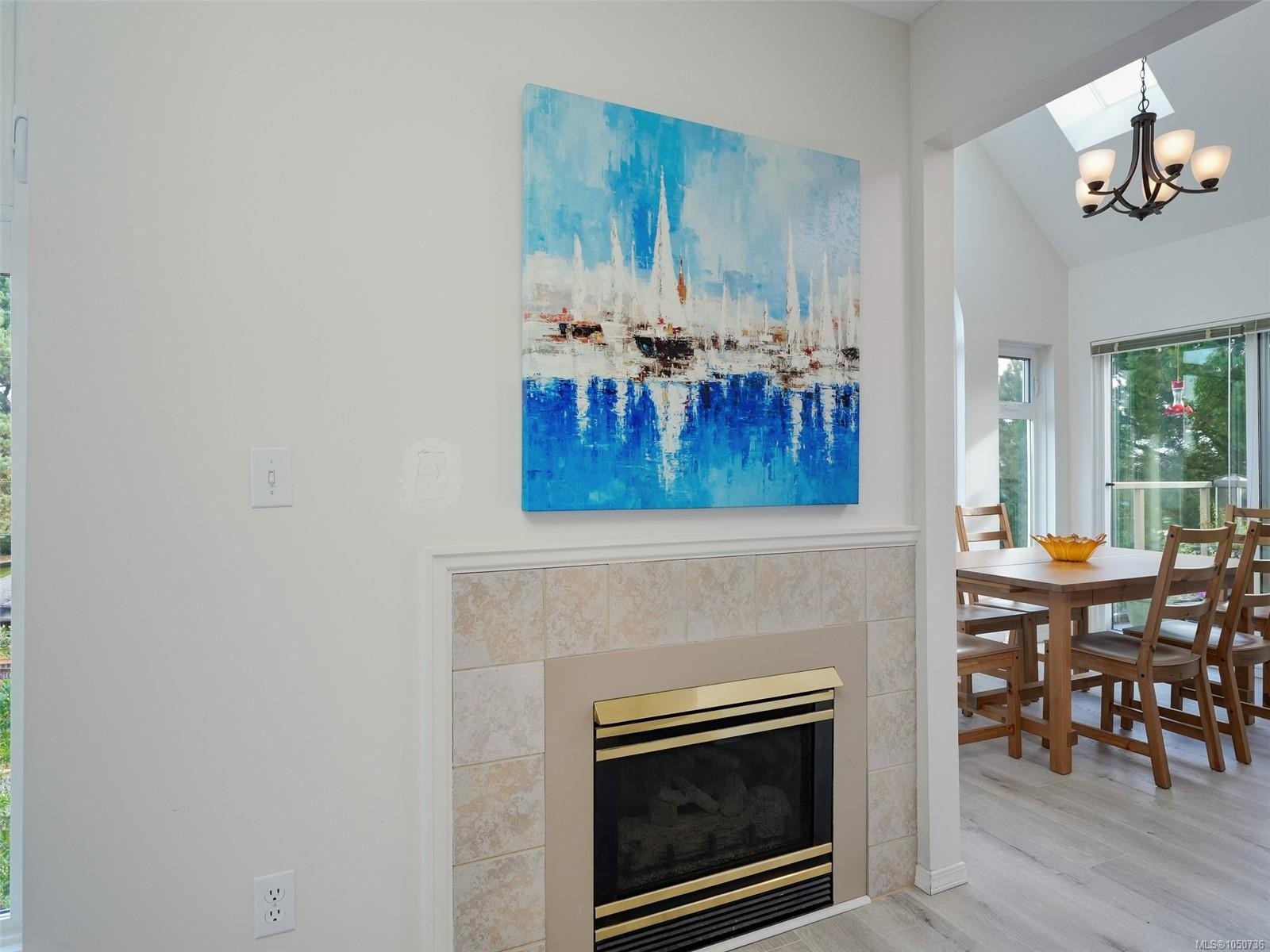 #301-837 Selkirk Ave, Esquimalt, BC