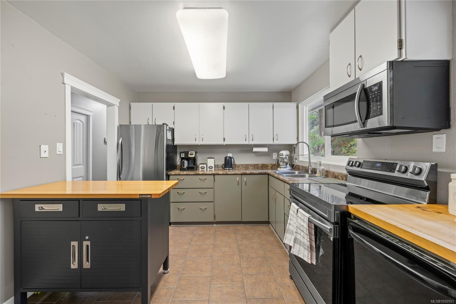 3645 Sunrise Pl, Nanaimo, BC