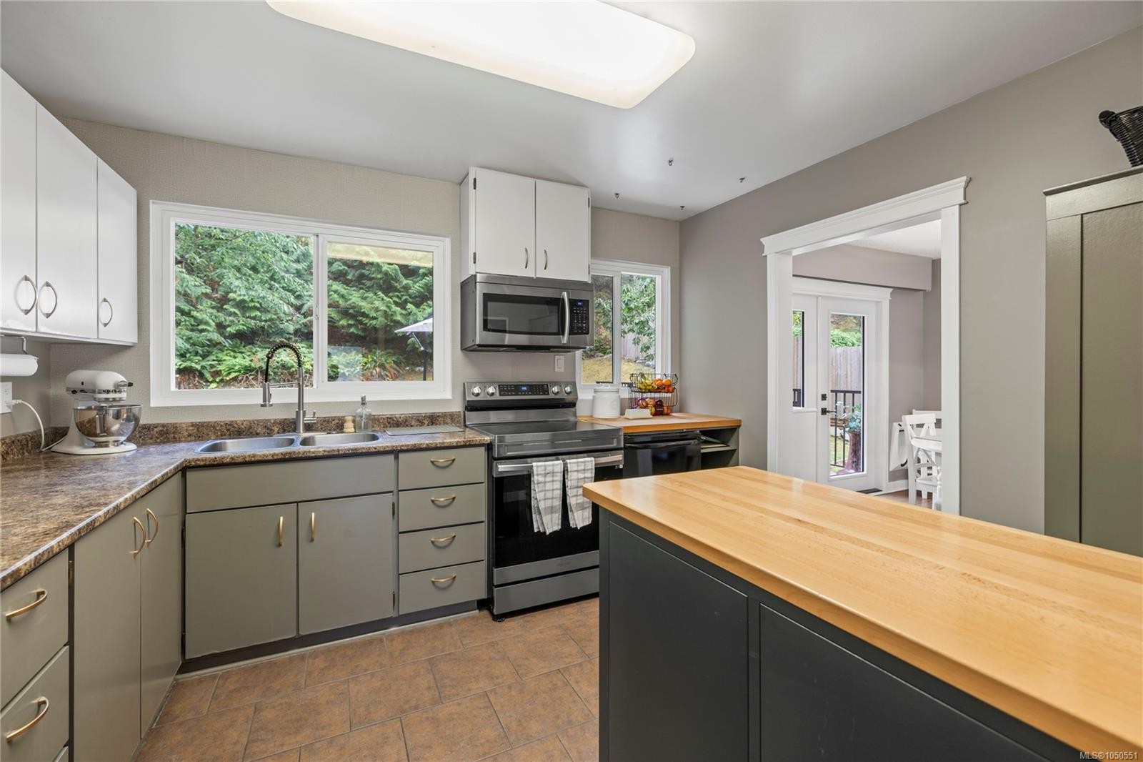 3645 Sunrise Pl, Nanaimo, BC