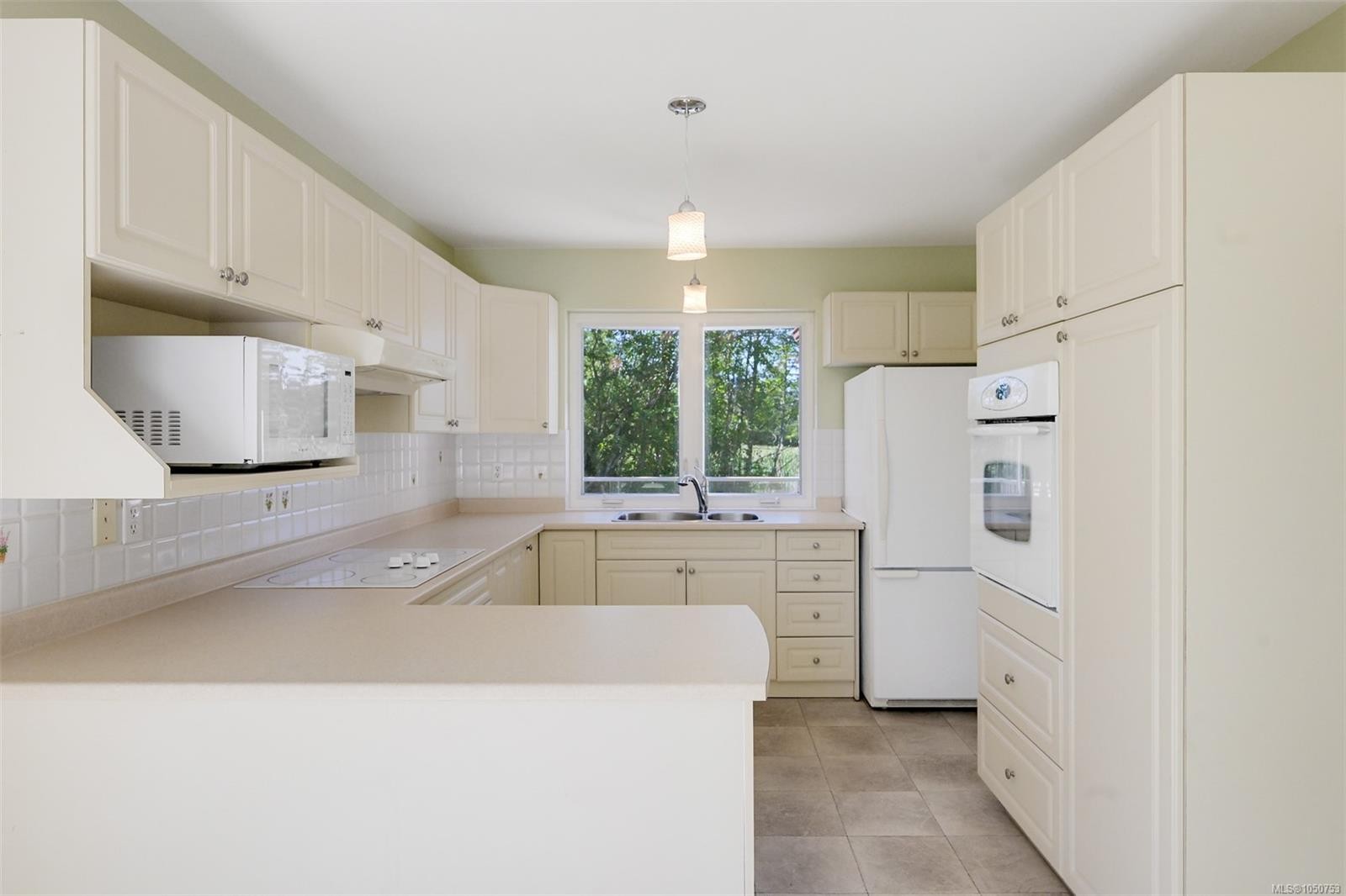 574 Cedar Cres, Cobble Hill, BC