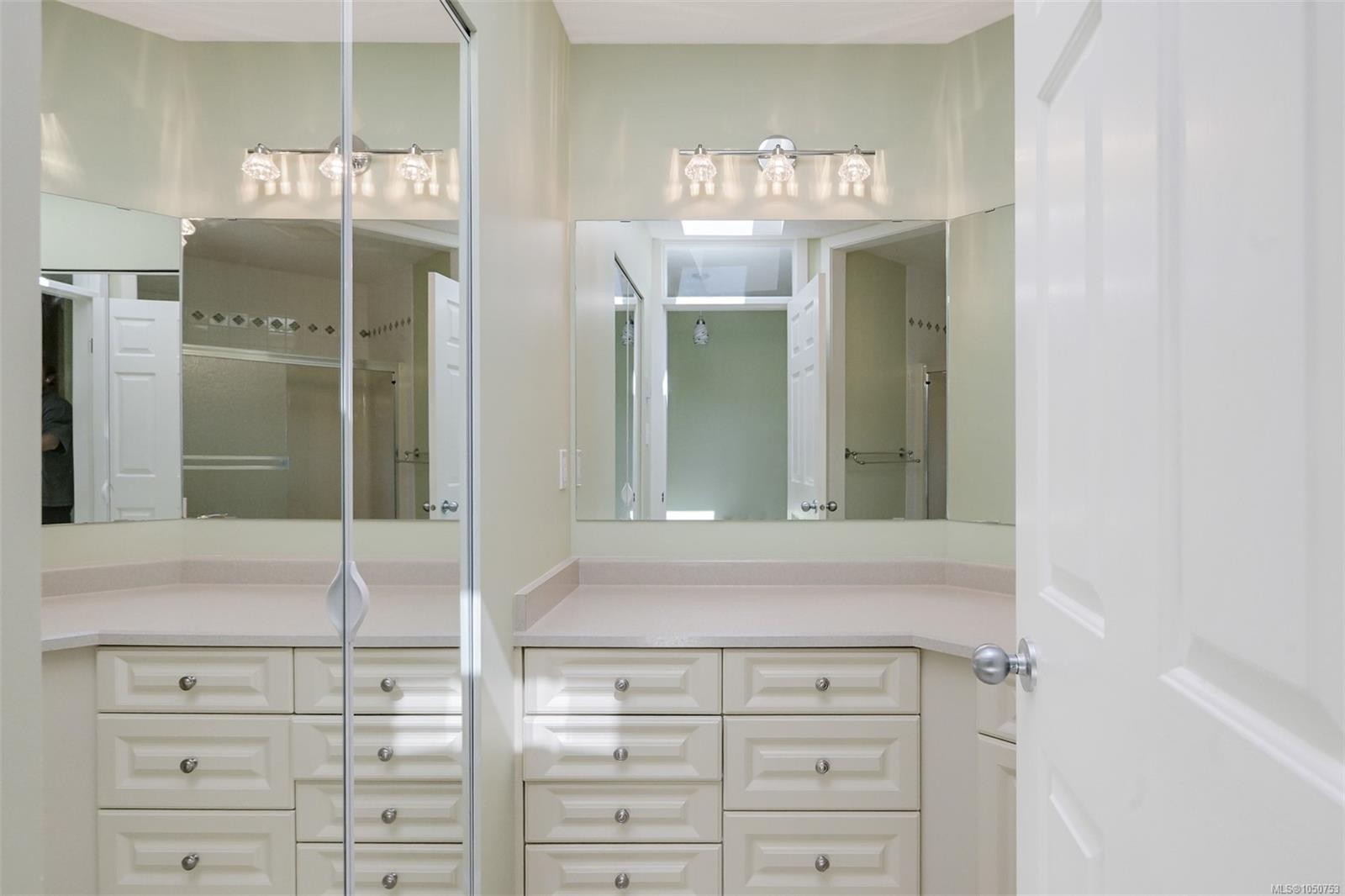 574 Cedar Cres, Cobble Hill, BC
