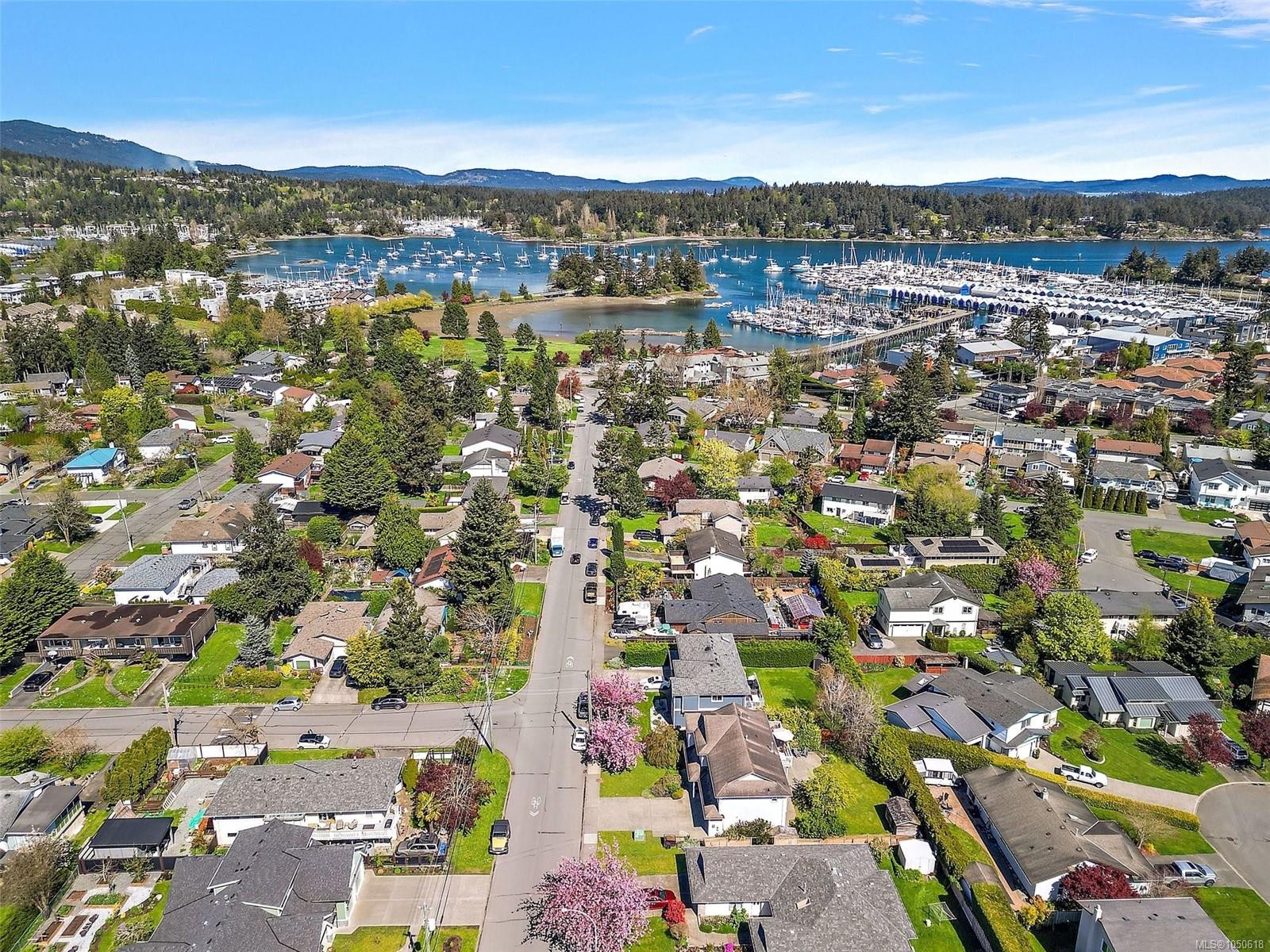 10347 Bowerbank Rd, Sidney, BC