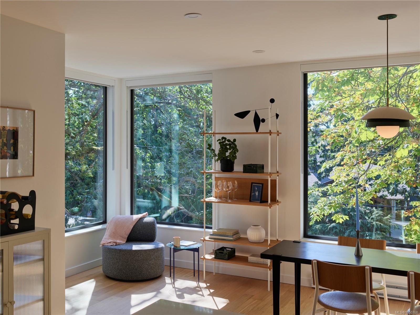 #3-909 Redfern St, Victoria, BC