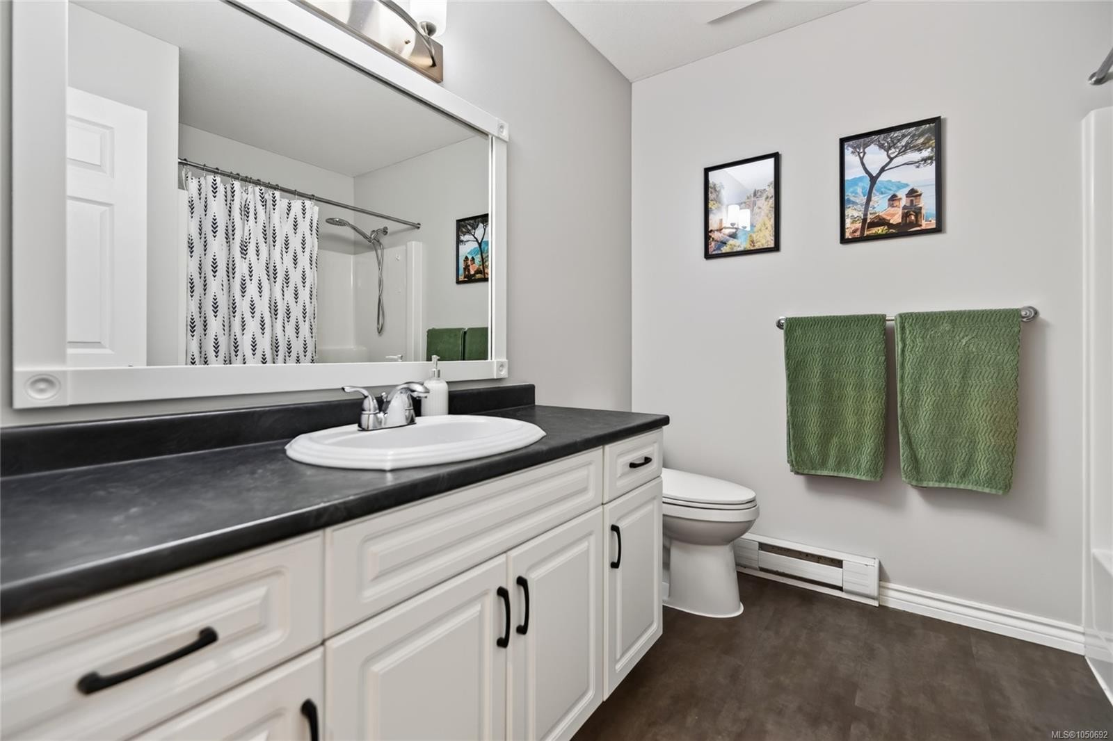 2149 Murrelet Dr, Comox, BC