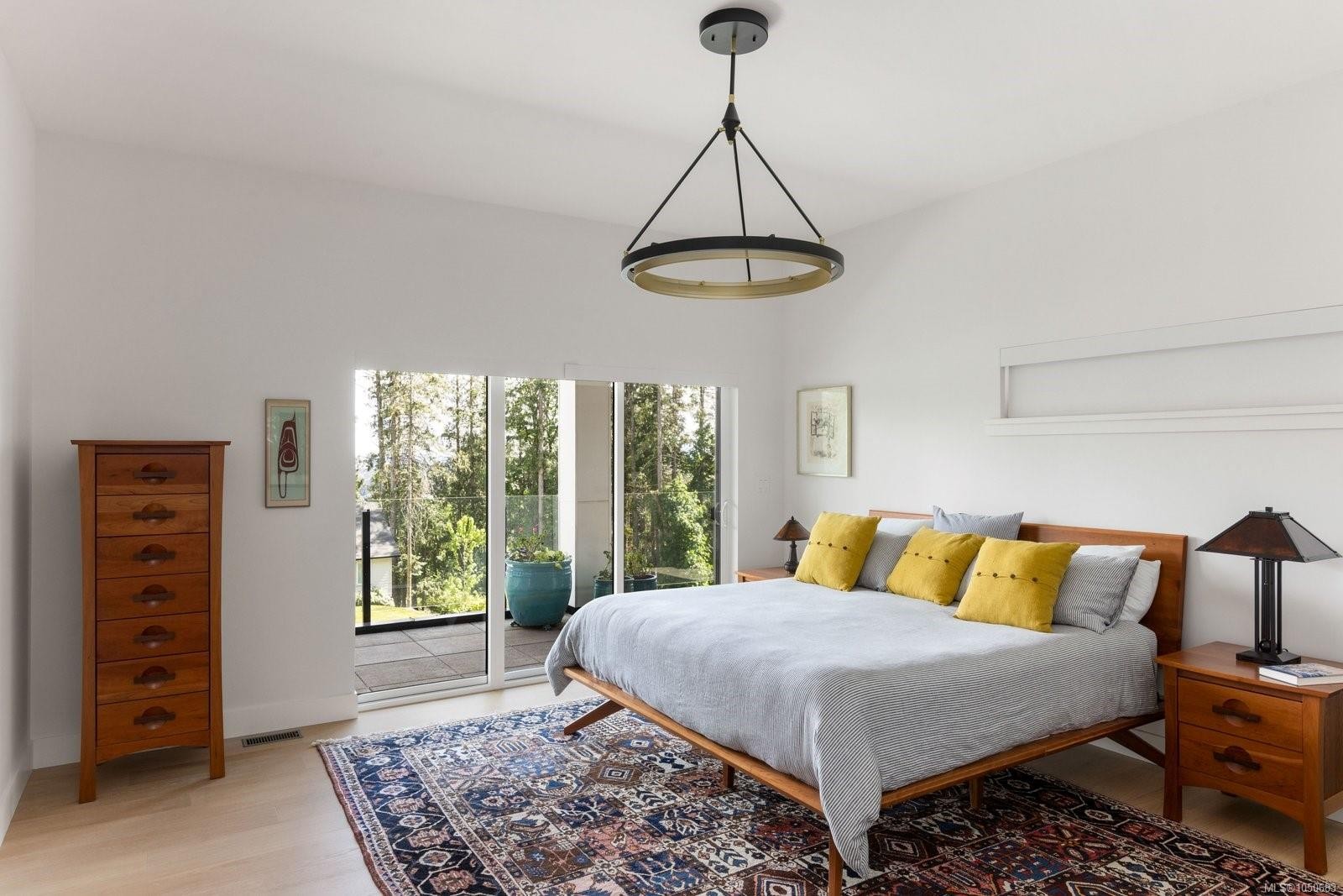 10900 Greenpark Dr, North Saanich, BC