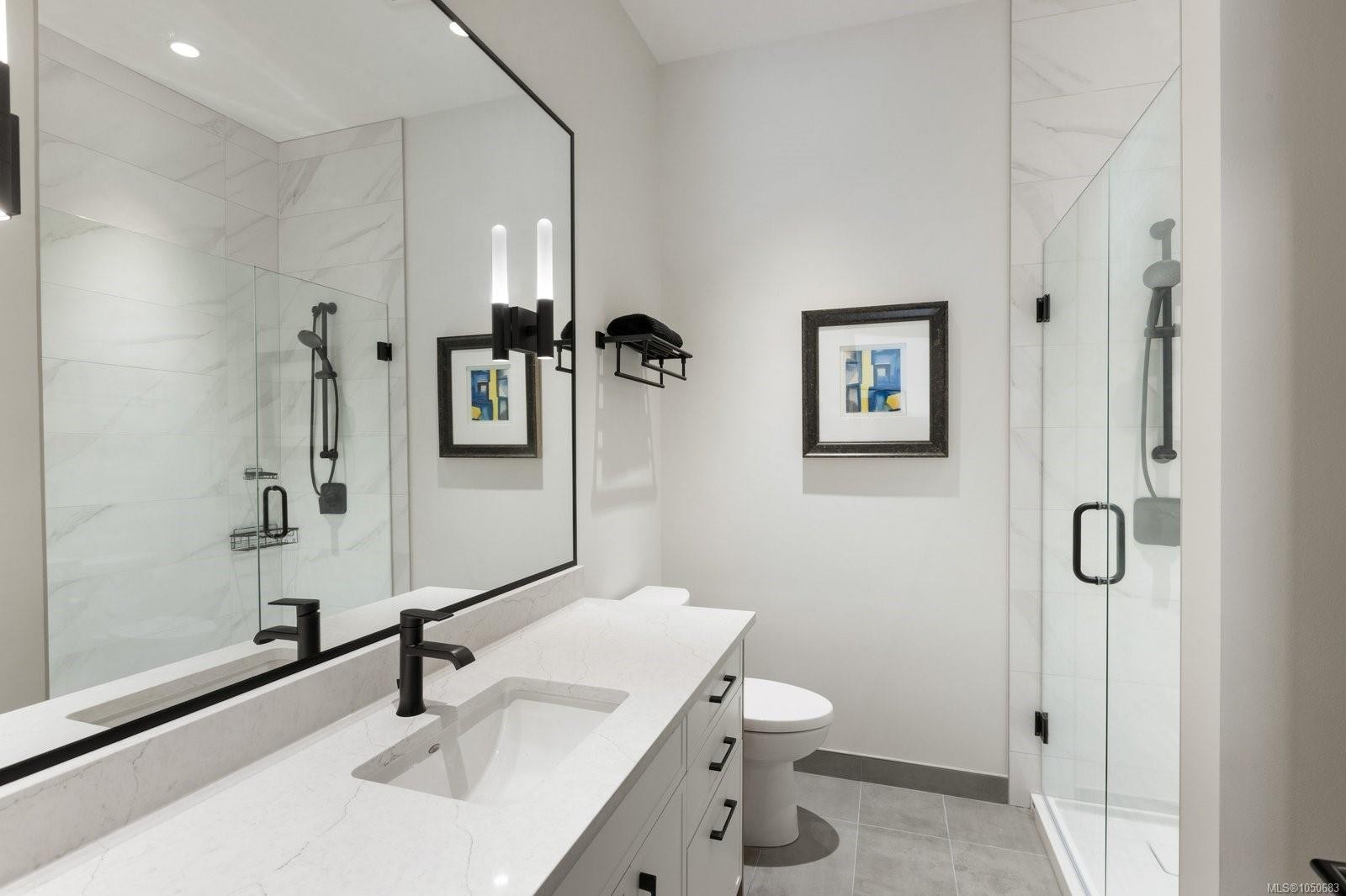 10900 Greenpark Dr, North Saanich, BC