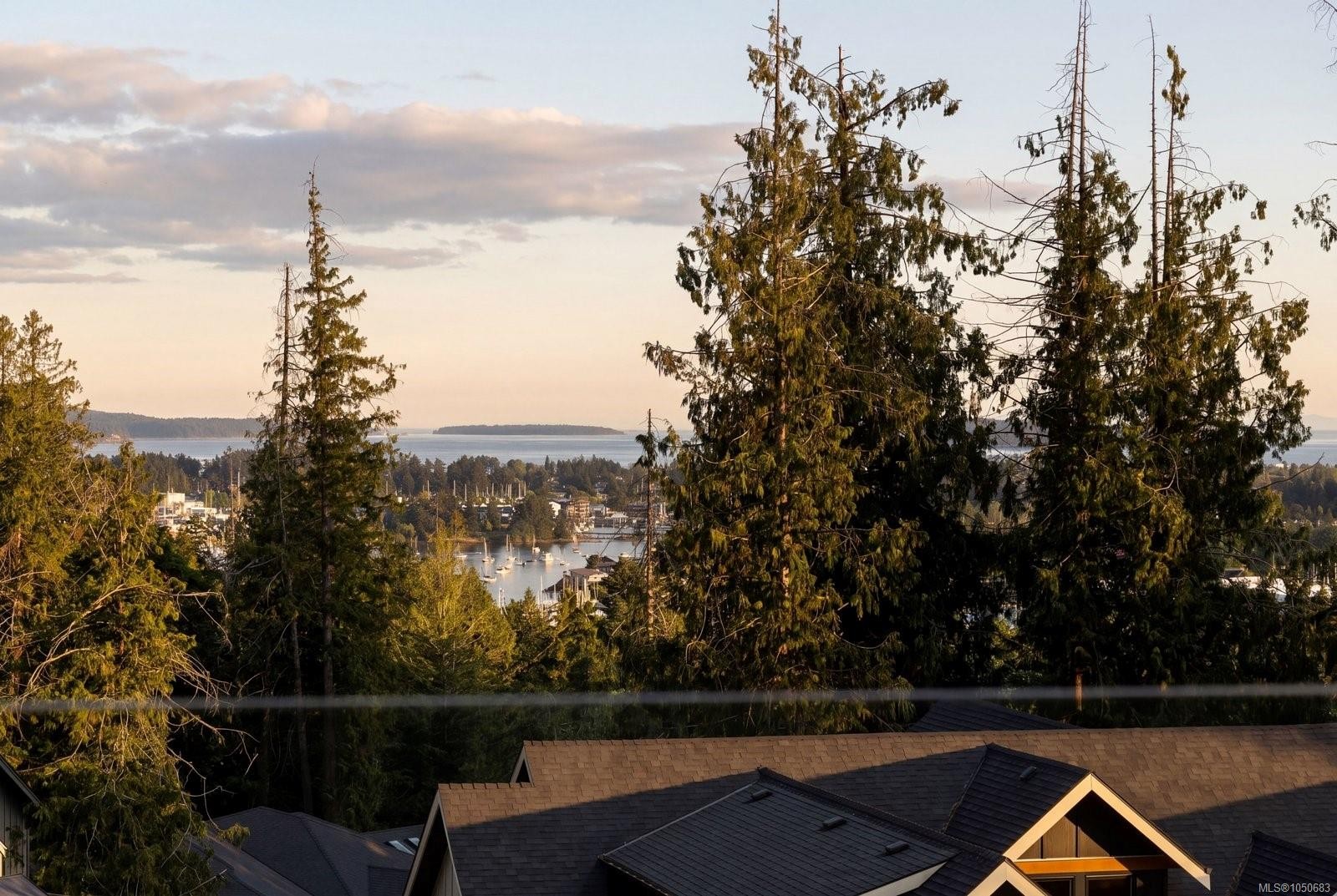 10900 Greenpark Dr, North Saanich, BC