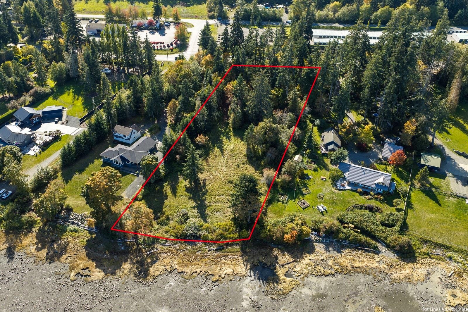 3632 Island Hwy South, Courtenay, BC