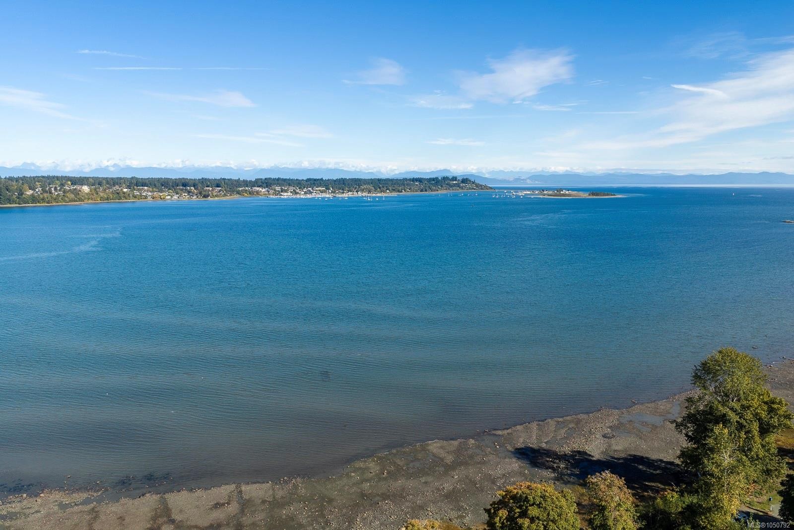 3632 Island Hwy South, Courtenay, BC