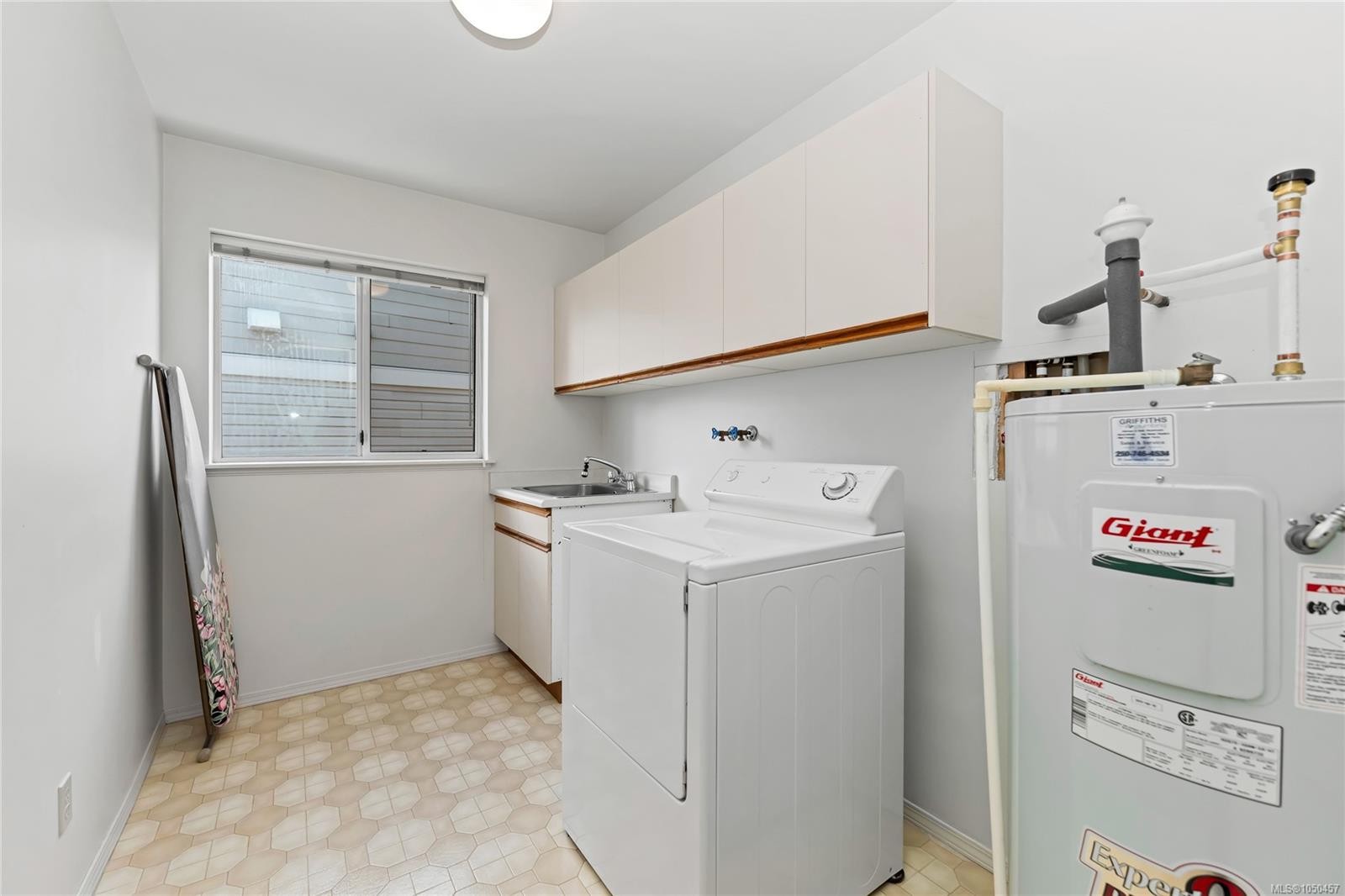 3673 Arbutus Dr North, Cobble Hill, BC